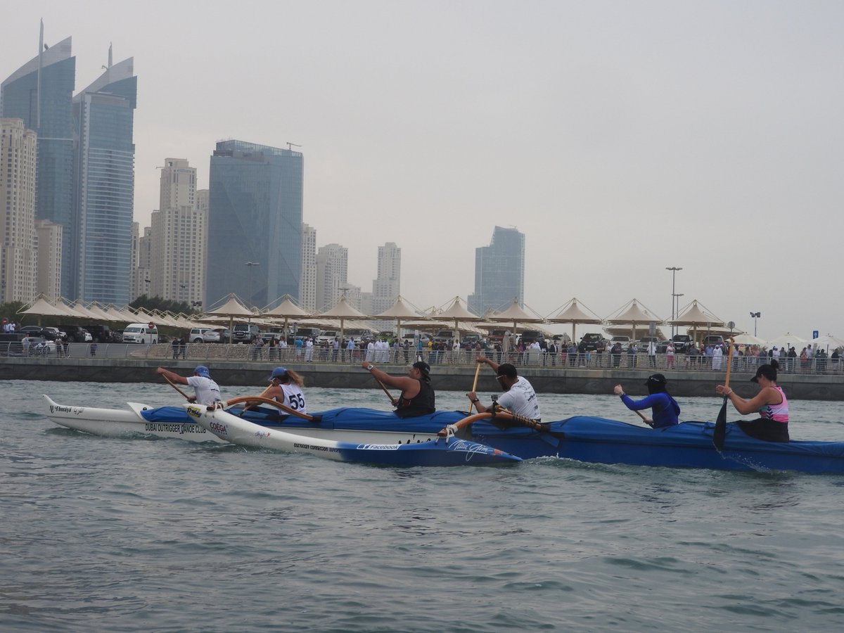 The Dubai #Outriggers caught the eye of many spectators during the sprint to the finish line #dxbpaddling