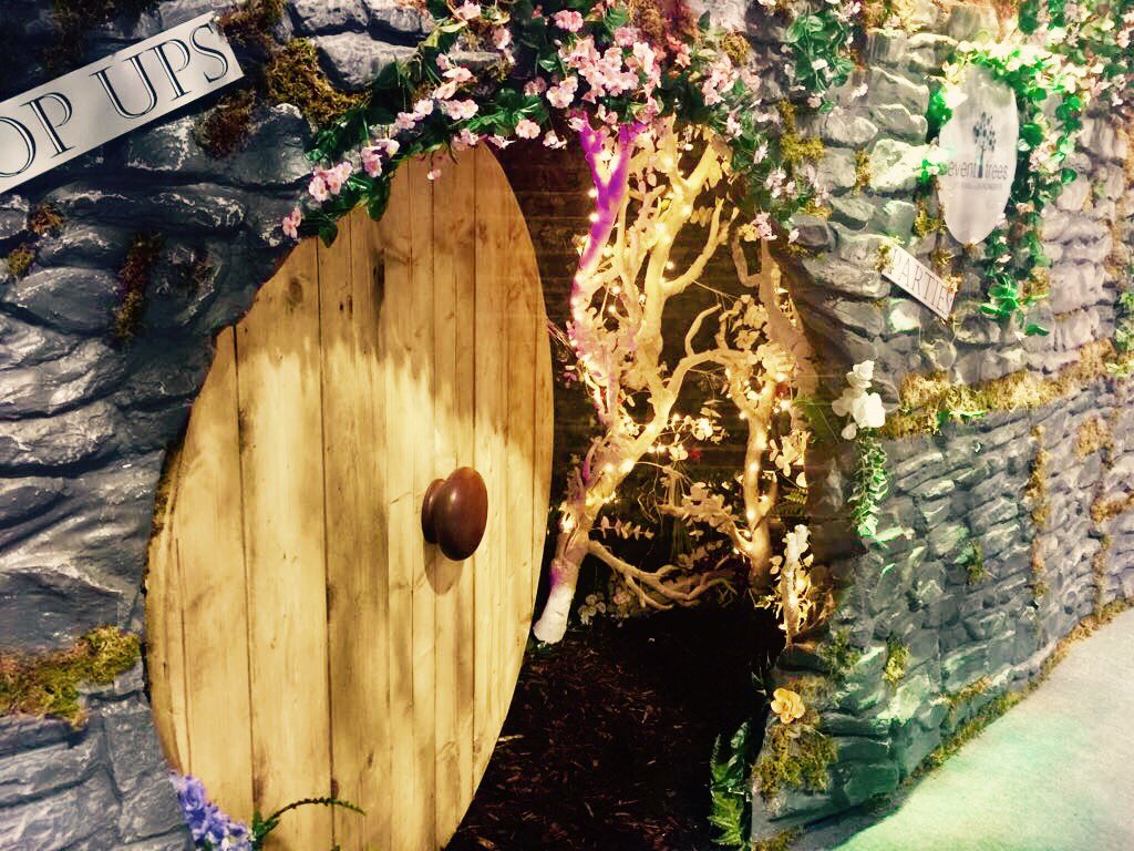 Who's going to explore and find out what lies behind the door? #EventIt2017 #eventtrees #Eventologists #Area51 #eventprofs