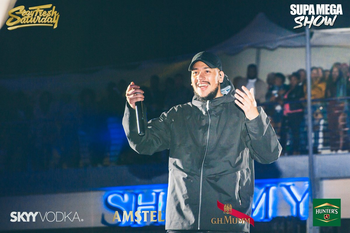 TemarahTayla's tweet photo. PUBLIC SERVICE ANNOUNCEMENT:
@akaworldwide is performing @ShimmyBeach IN 2 DAYS
#HONCHOthrowback #StayFreshCPT11March #StayFreshWeekend https://t.co/Dgg642KNgJ