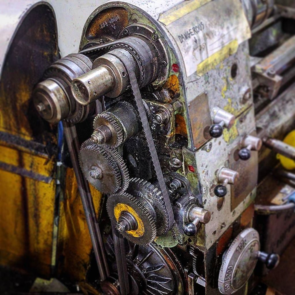 I promise I'll take better care of you pleeease just start working.

#machining #lathe #la… ift.tt/2motpGK