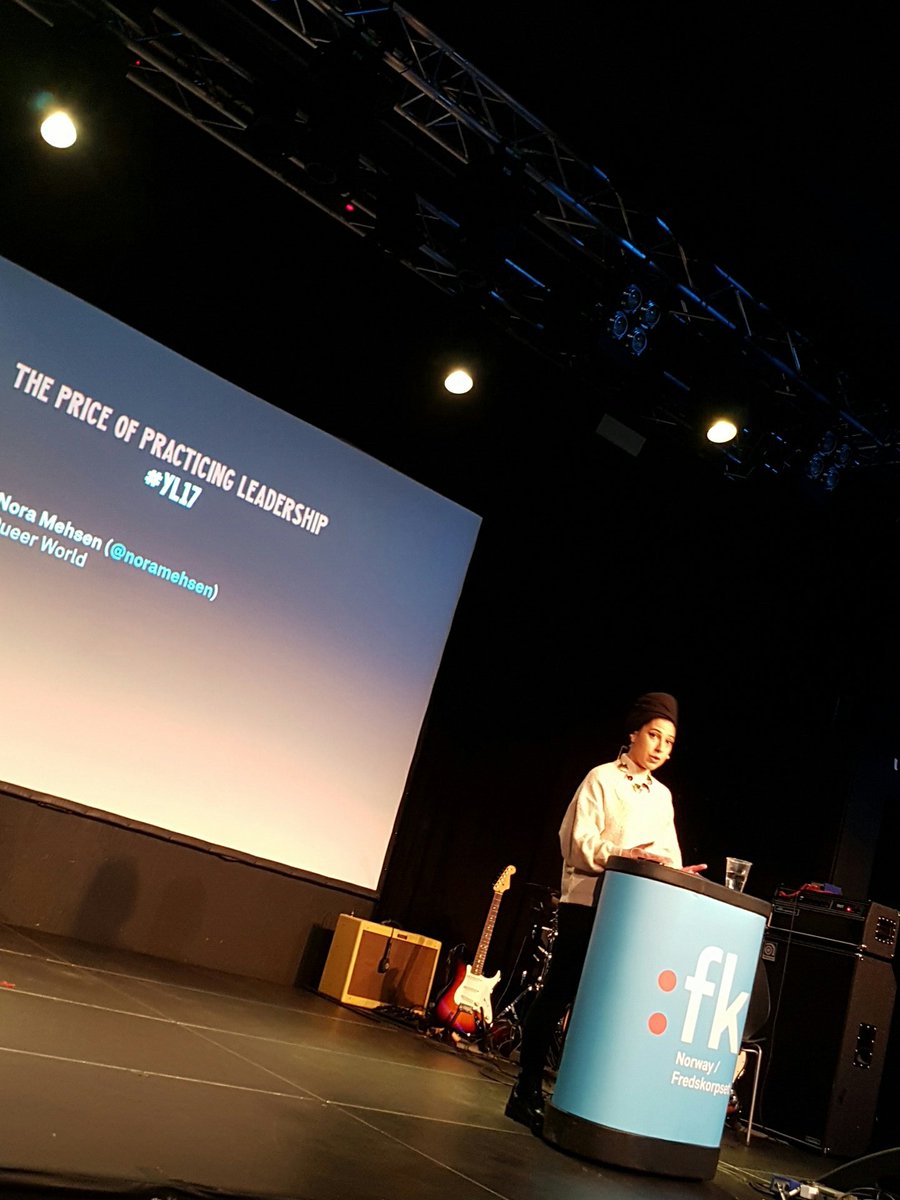 Yousef Al-Nahi (@yassidiq) on Twitter photo Sterkt av <a href="/noramehsen/">Nora Mehsen</a> på #YL17 om det å være både skeiv og muslim. Øynene fulle av tårer og stemmen skjelver, men ordene treffer. Hardt. Sterkt av <a href="/noramehsen/">Nora Mehsen</a> på #YL17 om det å være både skeiv og muslim. Øynene fulle av tårer og stemmen skjelver, men ordene treffer. Hardt.