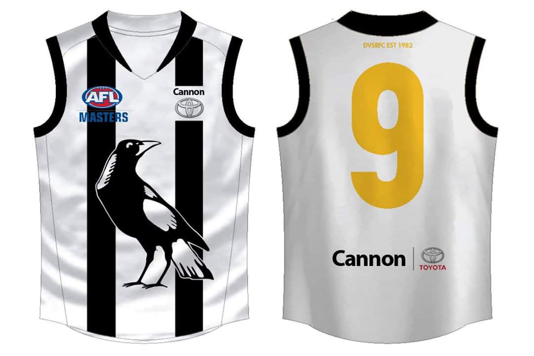 TheOnlyLongy's tweet photo. Our new jumpers look mint! #gopies #dvsrfc #aflmasters #superules #over35s #footy https://t.co/KM3Iwkh7eQ
