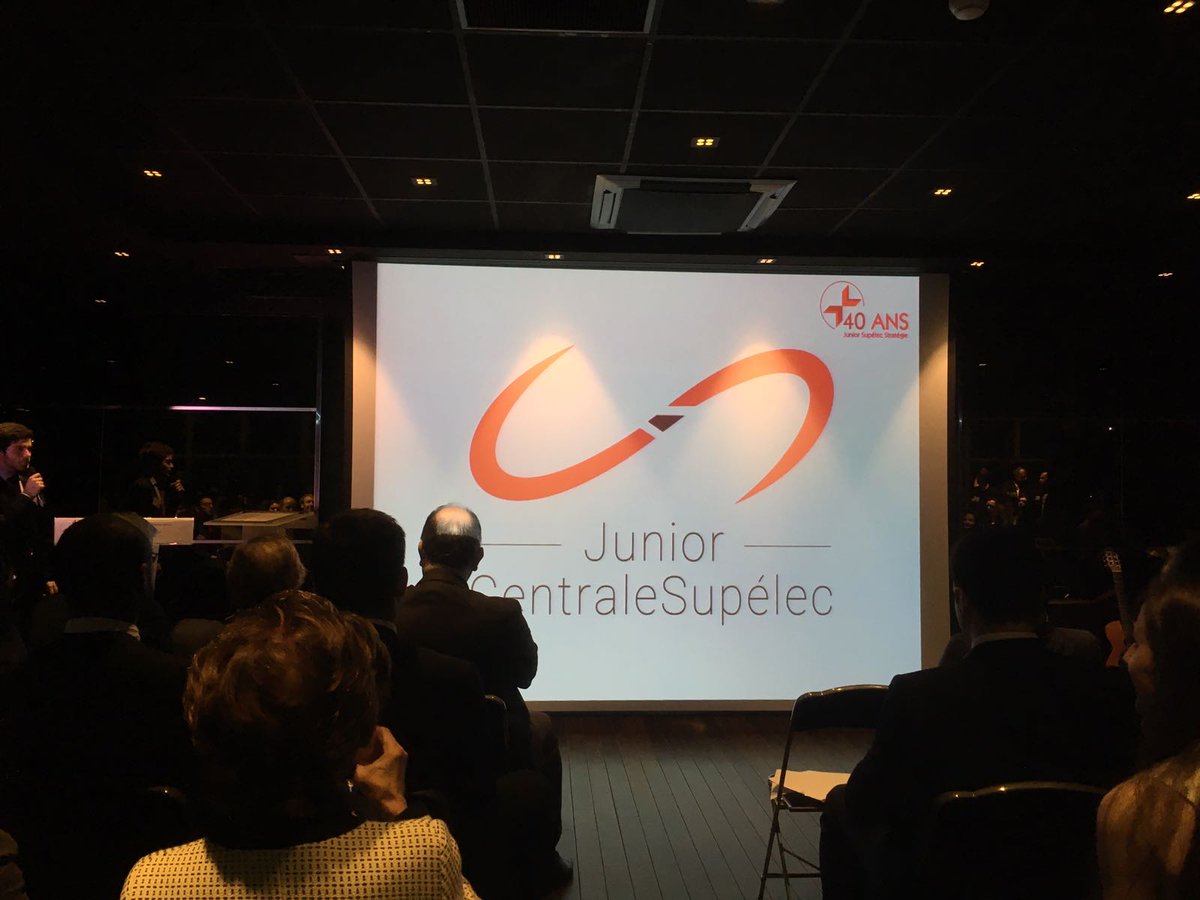 Merci à @JuniorSupelec pour cette merveilleuse soirée des 40 ans, qui annonce le lancement de notre nouvelle JE: Junior CentraleSupélec!