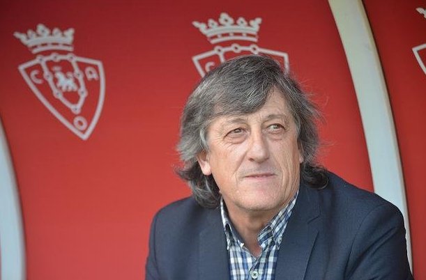 Sp_Osasuna's tweet photo. 61 años cumple hoy Enrique Martín Monreal, el hombre que nos devolvió a Primera. ¡Muchas felicidades, Bruja! #ExRojillosPorElMundo https://t.co/XHPr4sczI8