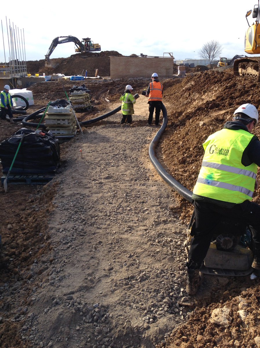 Retaining Uk Ltd New Album At T Co Ij3rfr8zeq Scarborough Ph3 Sandstone Retaining Wall 45sqm P Day Lock Load Gillespiequarries Applebridgecl T Co 7zlmc4y6yd