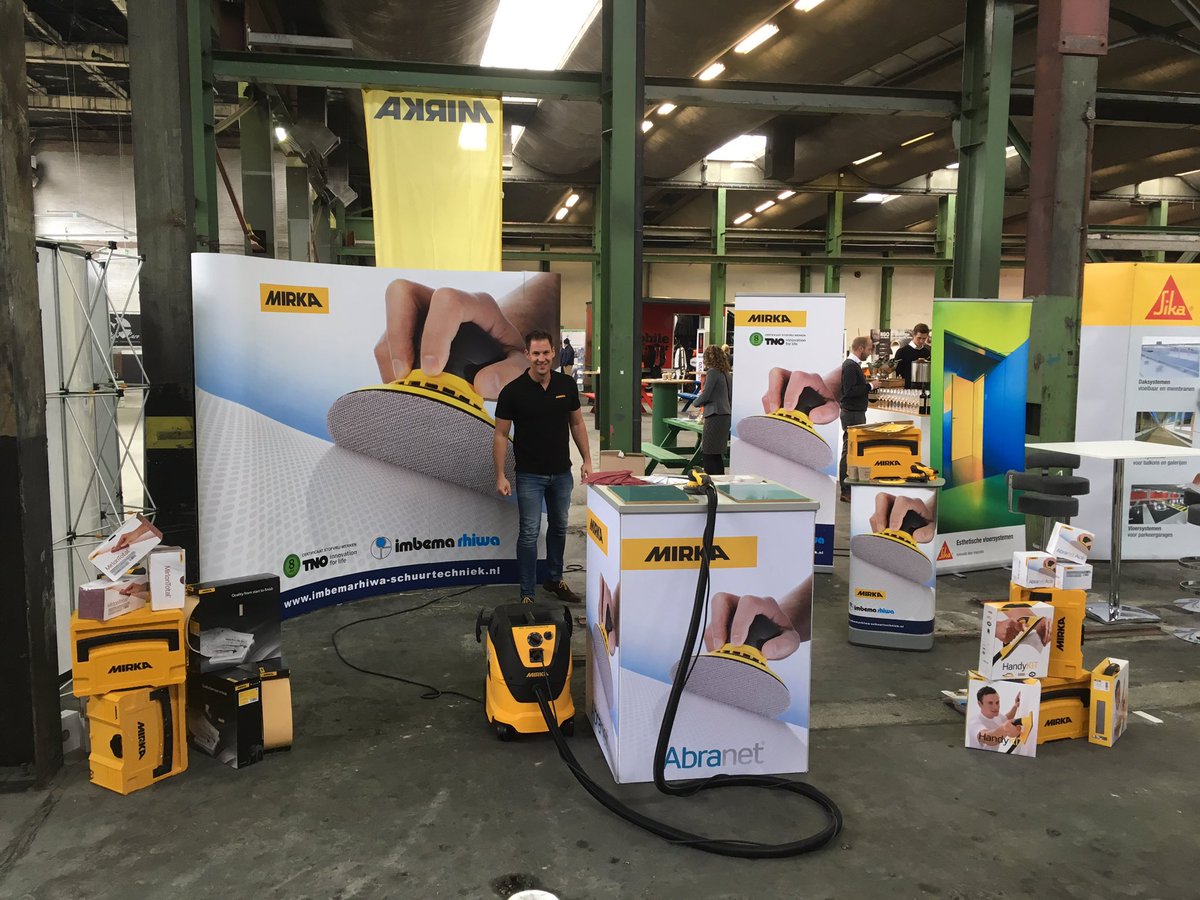 mirkaabrasives's tweet photo. Mirka aanwezig op schildersbeurs van verfgroothandel Plug bv. @I_Rhiwa  @SigmaNL https://t.co/9MX86AaDgF