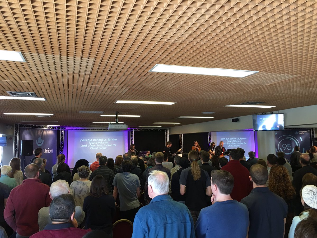 reverbjunky's tweet photo. SU Conference has started. #sutogether https://t.co/it0cdJAx3W