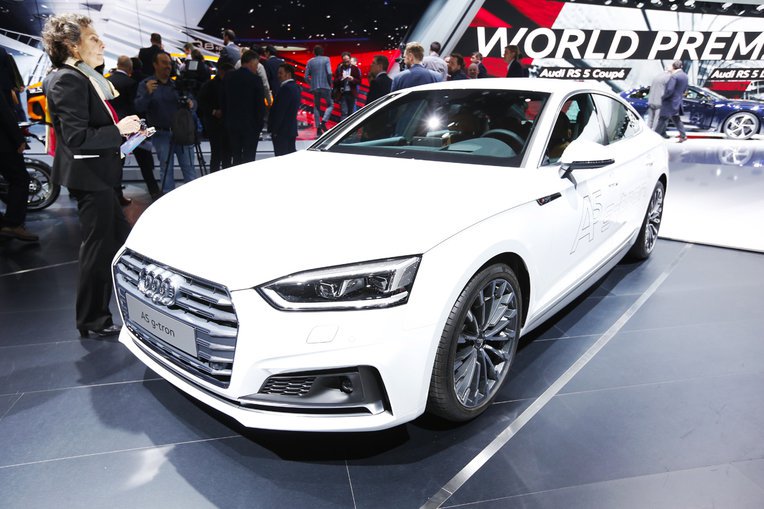 gaz_mobilite's tweet photo. #Audi A5 Sportback g-tron : la nouvelle berline #GNV révélée au salon de Genève https://t.co/DwFndWYjXB https://t.co/qD5wAKnkQj