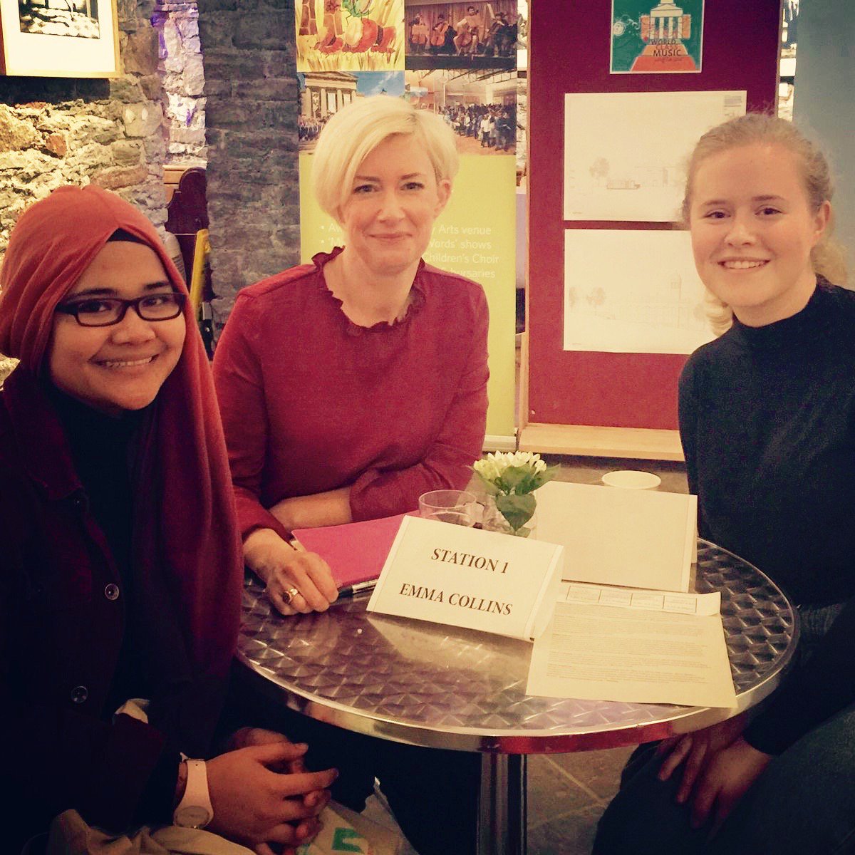 Met so many exceptional women yesterday on #IWD2017 thank you for the words of wisdom <a href="/SuzanneRolt/">Suzanne Rolt</a>
<a href="/clarered/">clarered</a> <a href="/floatsinaditch/">Zoe Steadman-Milne</a> <a href="/elfkay/">Laura Kriefman</a> 💛