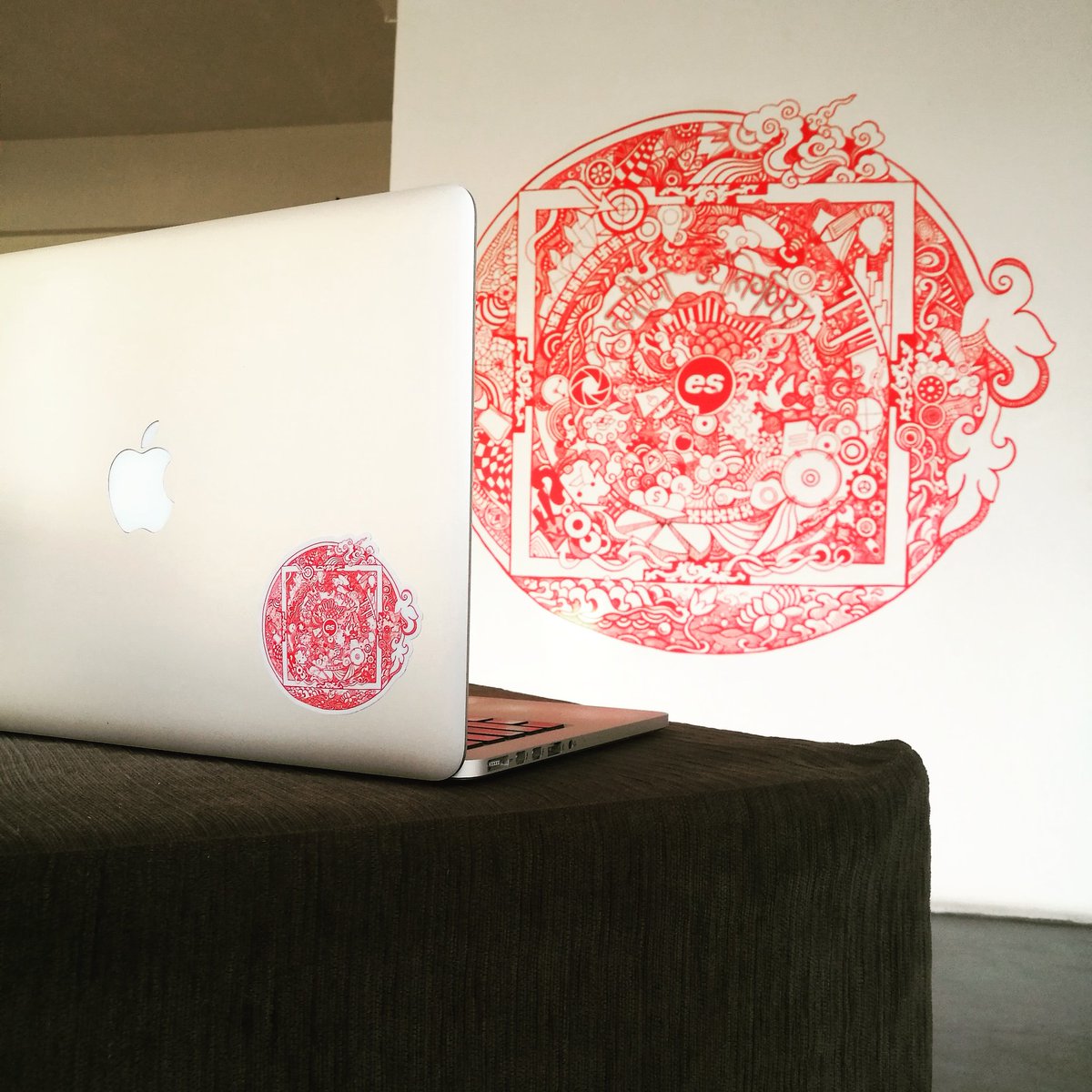 expresivstudios's tweet photo. We've made little stickers of the Mandala #mural which looks totally rad even at 3 inches. Thanks @stickermule for the wonderful stickers! https://t.co/kC7so10GMk