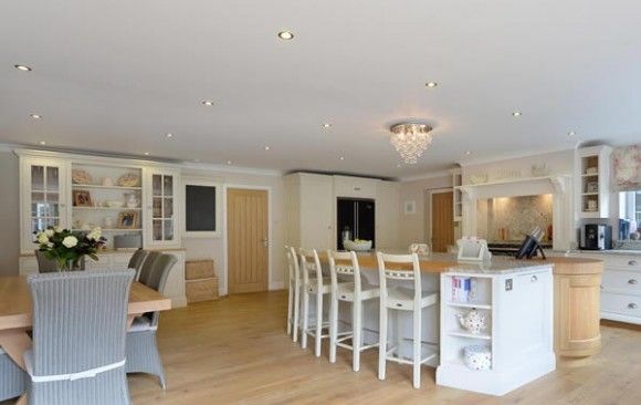 Handmade and bespoke kitchens - Natural wood and desired aesthetics #Kitchen #Eat #Enjoy #Life #UK  buff.ly/2mADSQ9