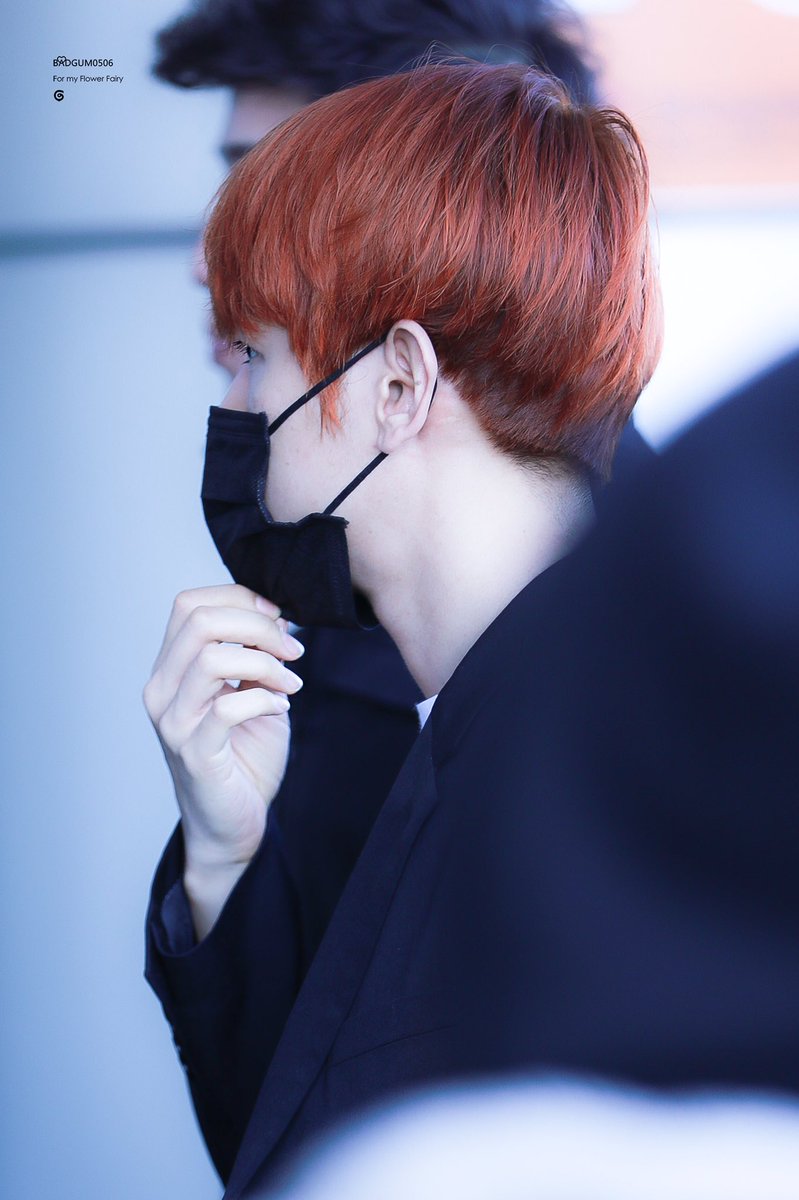 badgum0506's tweet photo. 170309 김포공항 ❤️
#백현 #BAEKHYUN 
https://t.co/sbNujIWFsD
https://t.co/gcQvnDSvc3
https://t.co/zMFBPZo3j6
https://t.co/7ZgyvAAT7H https://t.co/98e0FQc0VC