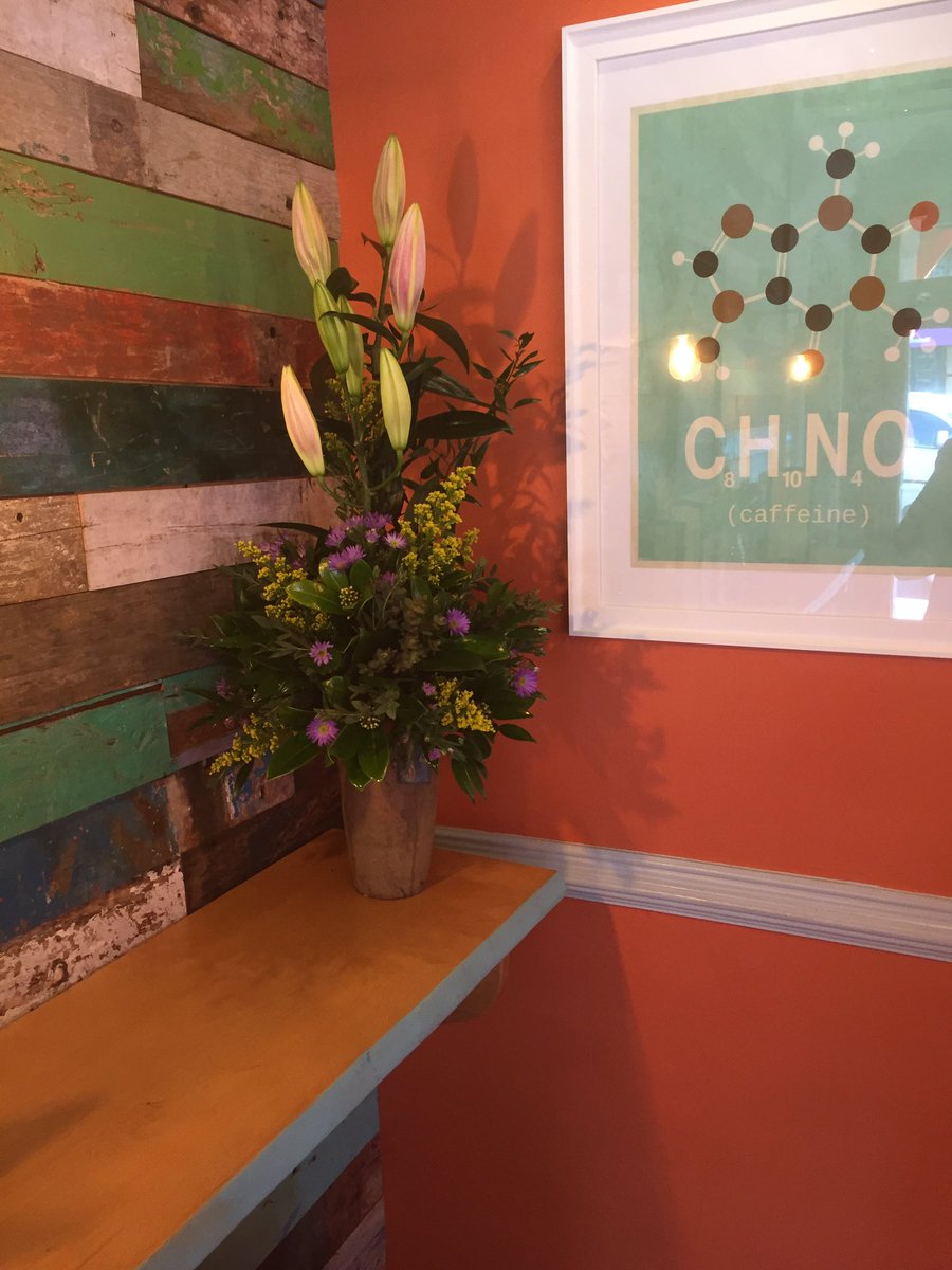 LakesCancerPals's tweet photo. Izaak from Fodder in Windermere. 

"You've done a truly amazing job of our flowers, they really brighten Fodder up"

Wonderful ambience. https://t.co/D2lJAXWnMr