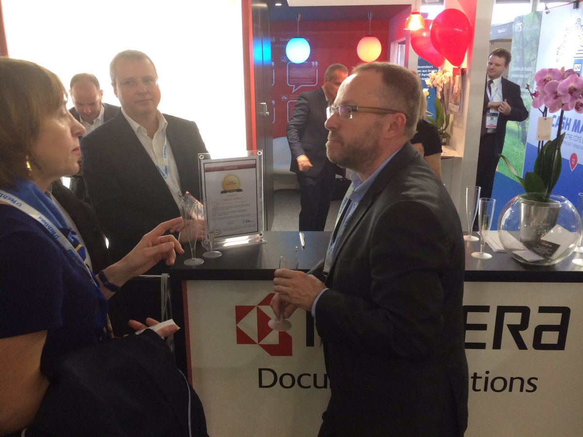datamaster_FR's tweet photo. Superbe accueil sur le stand #Kyocera autour du certificat des #MFP évalués à 5 étoiles par #DataMasterLab @IT_Partners @SophieBellart https://t.co/RK1WsAHzYs