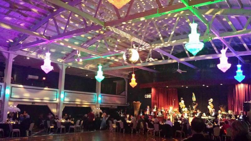 MdeFromScratch's tweet photo. Reminder: Tour the Historic Valley Dale Ballroom Today! https://t.co/V0ifElngds https://t.co/IS3xsCljYO