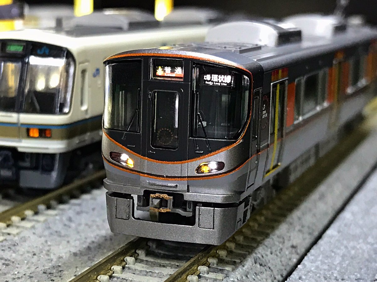 C6ej1suU8AIO1vp.jpg