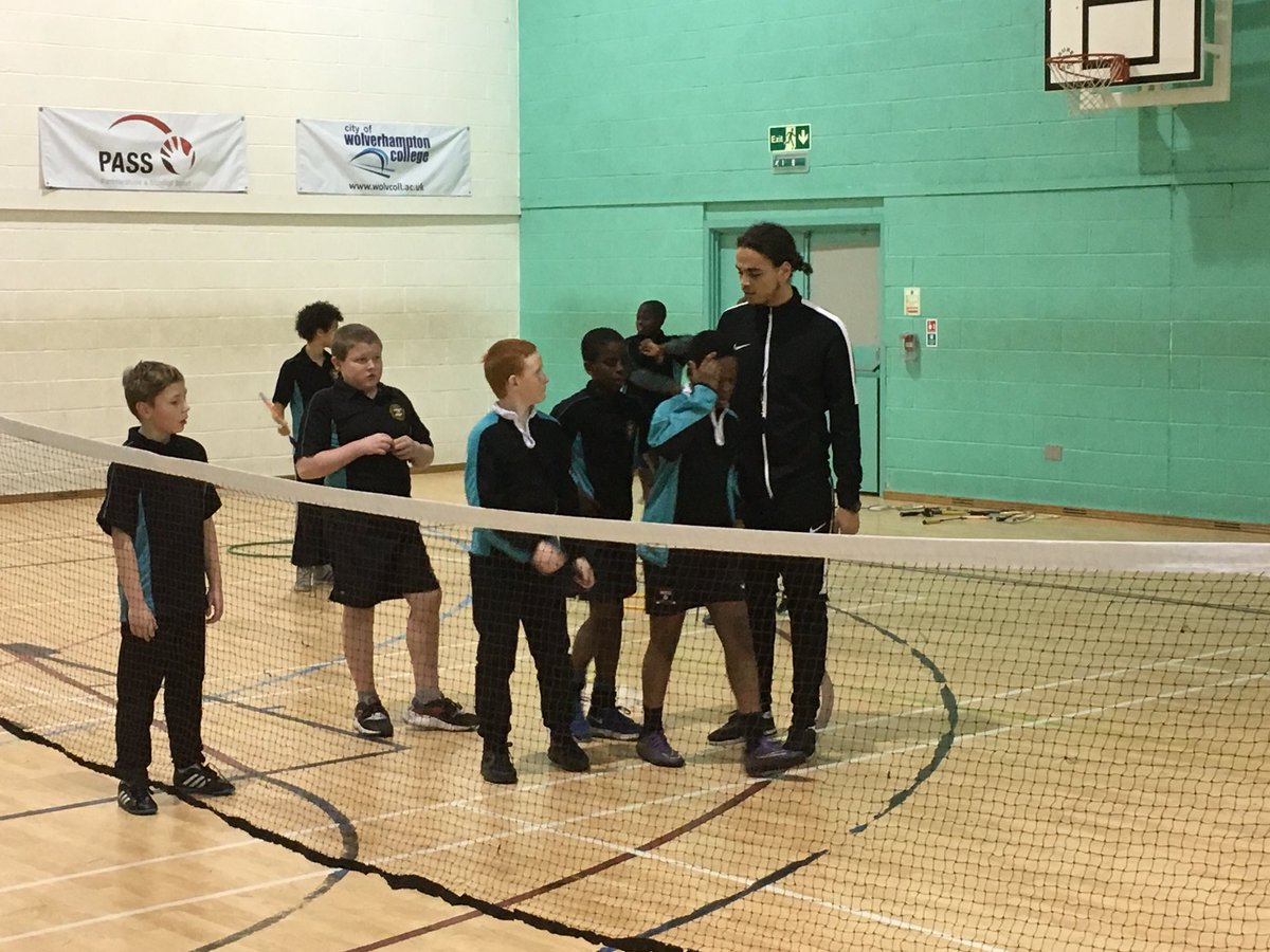 newacadpe's tweet photo. Thank you to the @ROFCscholarship students for their sessions today. Our students really enjoyed them. https://t.co/xccX84DFut