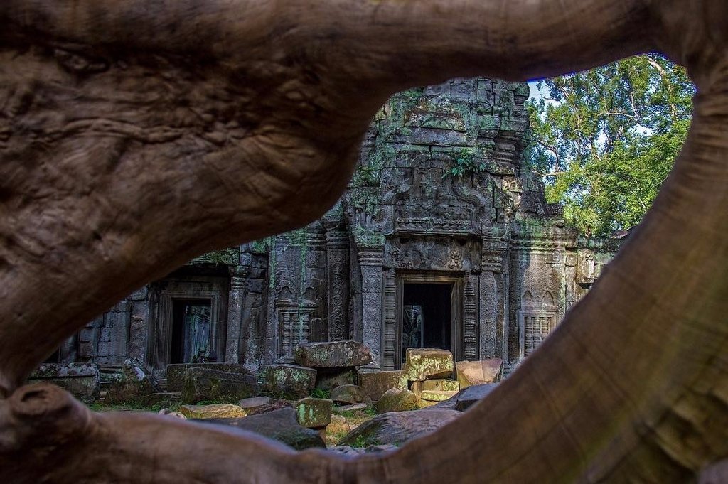 Finding the secret garden, or hidden temple like <a href="/jasontravels/">Jason Richardson</a> Thanks for sharing! ift.tt/2n2Vrcb