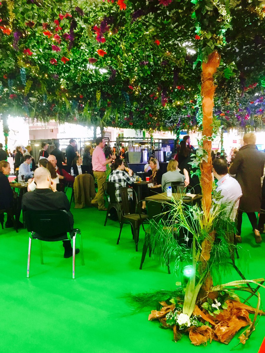 The sun is shining here in London today. What a perfect day to relax in the jungle #MWL17 #eventrees #Eventologists #eventprofs #Area51