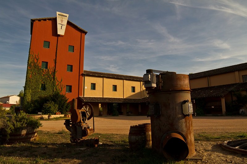 RVSomontano's tweet photo. Ganas del primer Bus del Vino #Somontano este sábado! visitaremos @BodegasFabregas @BODEGASMELER @Batandesalas @BodegasOsca y #Alquézar https://t.co/Wo6312XNcm