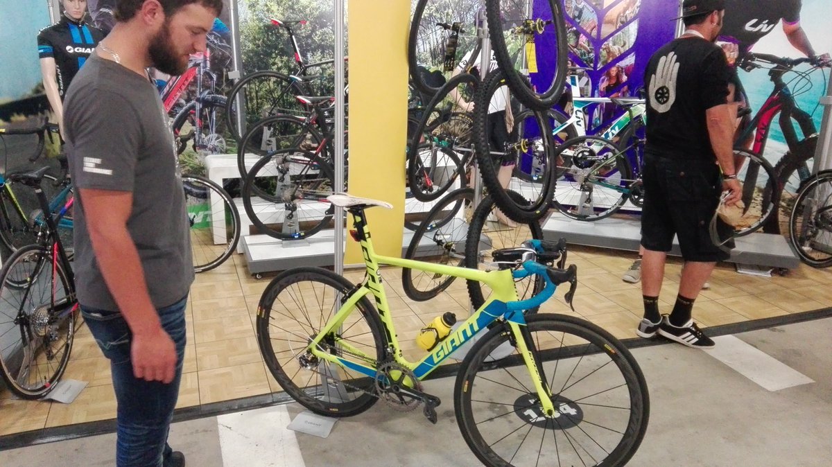 Bernard Esterhuizen tweet media