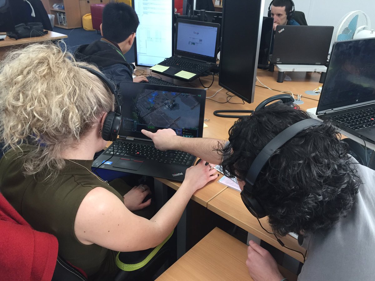 zandramoore's tweet photo. The first @panintelligence #pangaming lunchtime session, sales are even getting in on the action playing #starcraft https://t.co/l6g8ZfecPh