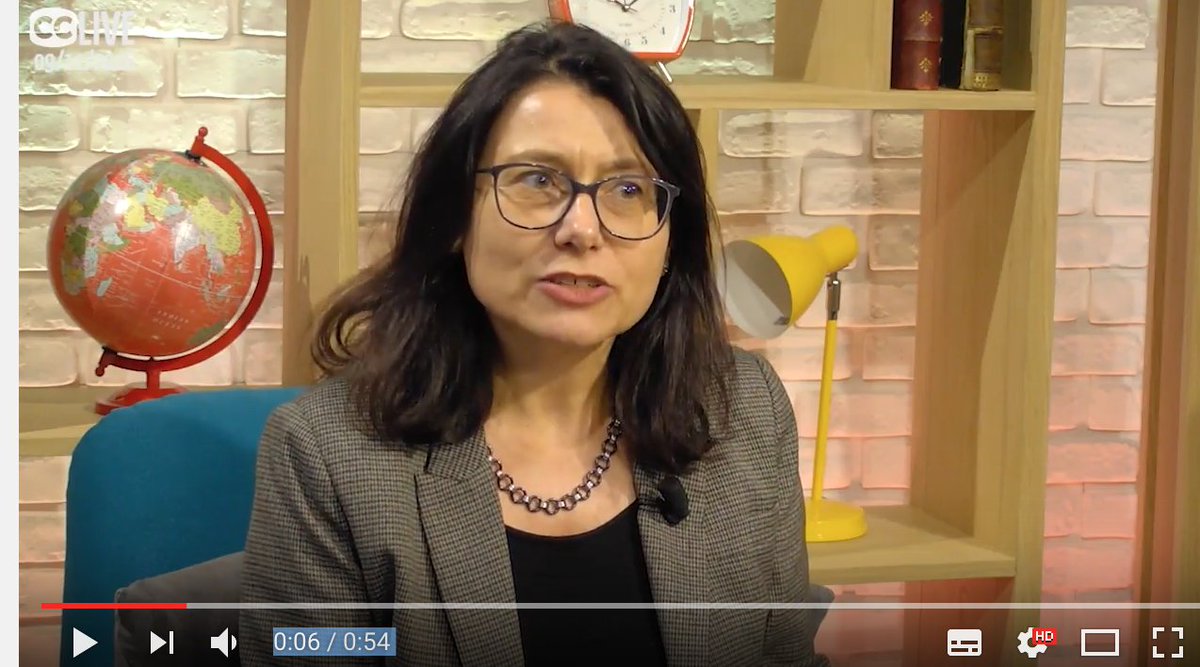 SMIScPo's tweet photo. L'Ecole du Management et de l'Innovation de @sciencespo en une minute chrono @mldjelic sur @CampusChannel #ScPoSMI https://t.co/J0tB5LzrBm https://t.co/KuS8K1P41U