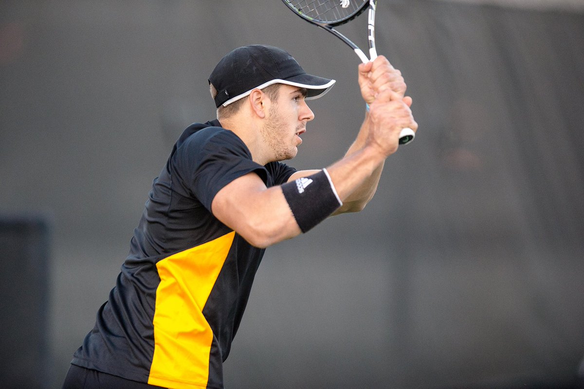 KSUOwlsMTN's tweet photo. ICYMI: Big win under the lights last night at the Betty Siegel Courts! (photos by @kylehess10) #GoKSUOwls 

https://t.co/gklbBe2cAX https://t.co/yqZnULW4JP