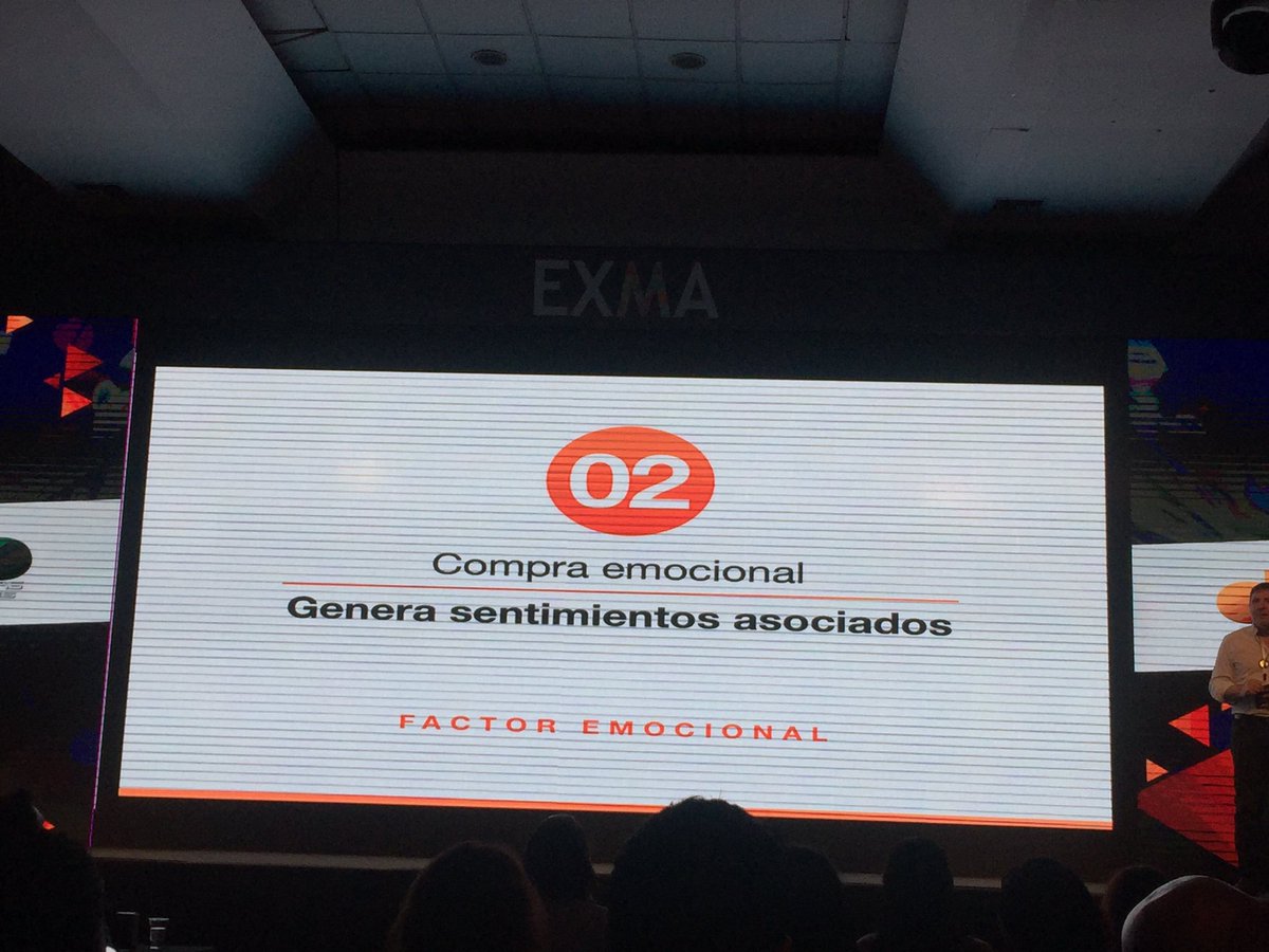 DanielaAranibar's tweet photo. Estrategia+Diseño+Producto. Ninguno trabaja solo #exma #exmabol #Marketing #exma2016 https://t.co/NVsR61Feg7
