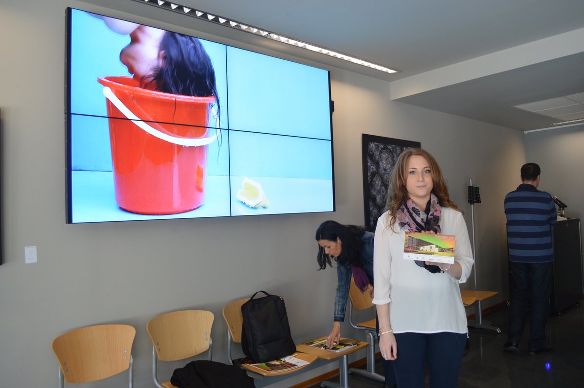 emisoraUAL's tweet photo. #Aulaextra te recomienda Territorio Sur en la sala de exposiciones de @ualmeria @UalCultura @centromeca https://t.co/h6NkgwYB4L