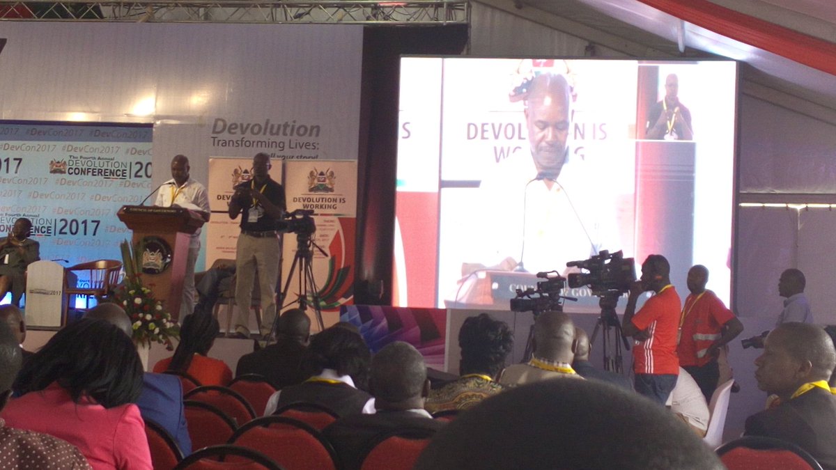 Rixpoet's tweet image. Closing Ceremony of #DevCon2017. #devcon4