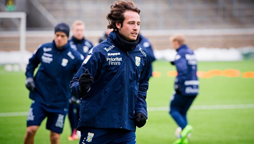 NordiskFootball's tweet photo. Mix #Diskerud s'est aujourd'hui entraîné avec l'IFK Göteborg, quelques détails administratifs reste à régler et l'officialisation aura lieu. https://t.co/Lxg85waWo7
