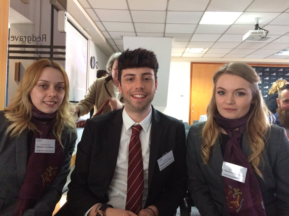 CIMinfo_Wales's tweet photo. #CIMPitch @CardiffMetCIM Met-Marketers on a Mission pitching @StudentU_UK marketing plan(gr8 team outfit!) https://t.co/HkTAhxWcTW