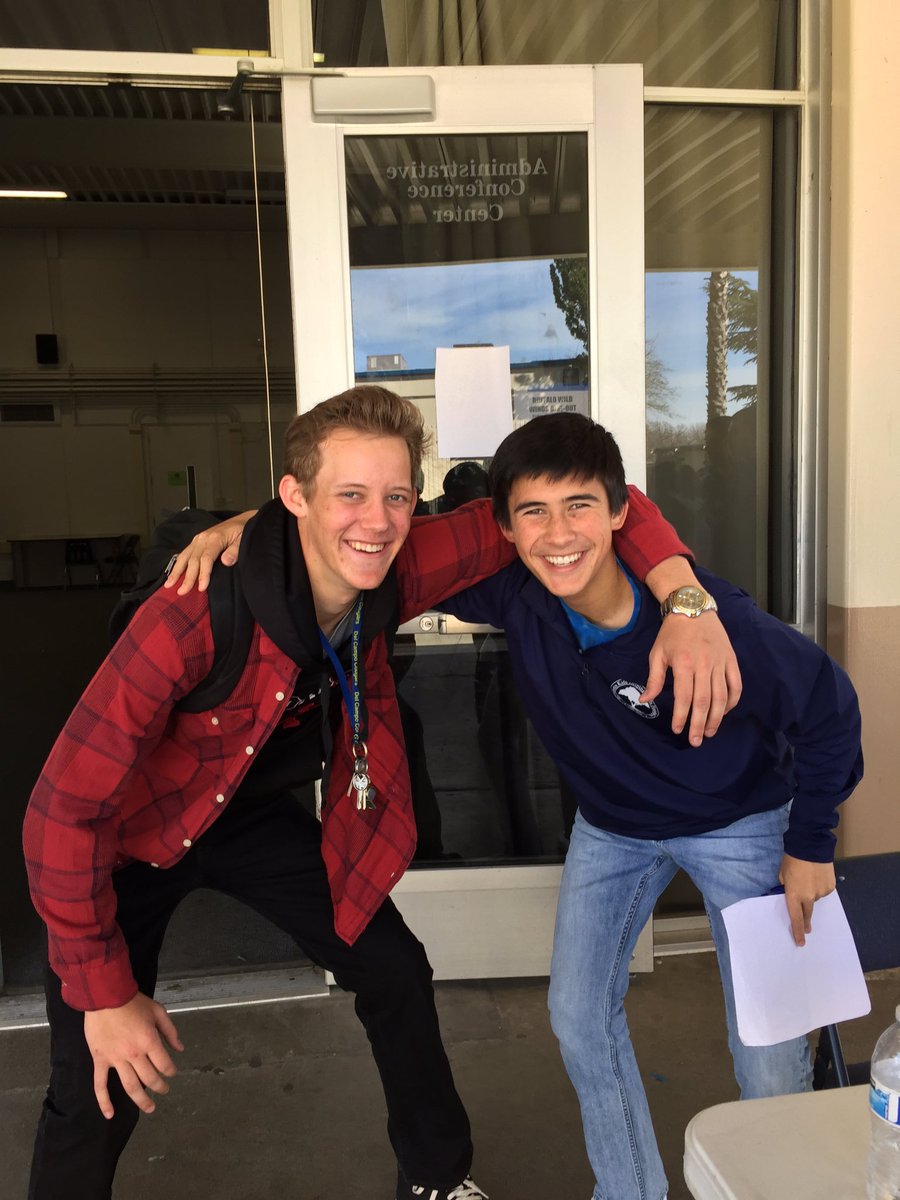lordeidemfc's tweet photo. Lordeidem FC had offically signed @JacksonNagle1 to a 1 season ¢5-a-day contract. Gald to have an actual loyal manager also. https://t.co/gWWBuP771j