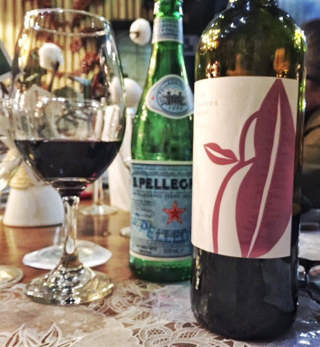 De los mejores vinos mexicanos que he probado últimamente: Tus labios aquí.