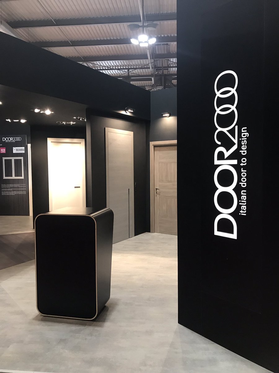 door_2000's tweet photo. #thinkdifferentdoor #door2000 #design #MADEexpo2017 https://t.co/iTDsqObZiU