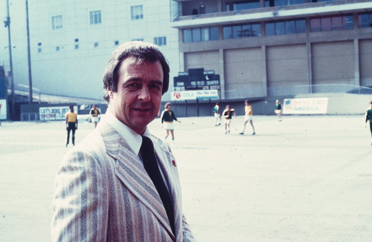 timbersarmy's tweet photo. Throwback Thursday: Scanned slides of historic @TimbersFC player photos: https://t.co/UklEG0dOsP #tbt #RCTID #KnowYourHistory https://t.co/EKoBC6KlzL