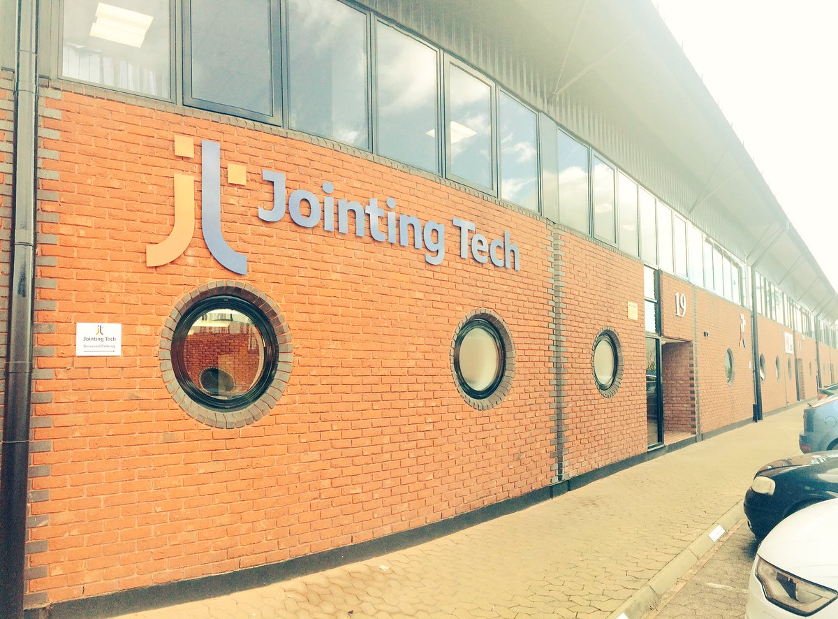 JointingTech's tweet photo. Head Office is all rebranded & looking great #JointingTech #powertodeliver #futuresbright @AdamLloydyboy https://t.co/mFknZaVlGN