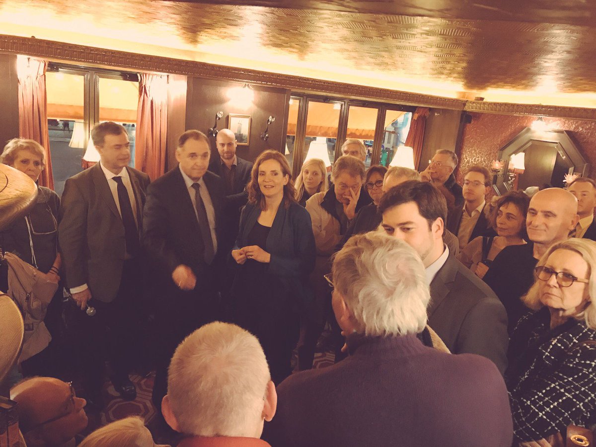 nkm_paris's tweet photo. Rassemblement des comités de soutien à @FrancoisFillon des Vème, VIème et VIIème arrondissements ce soir avec @nk_m 💪🏻 https://t.co/iriY1i8XqT