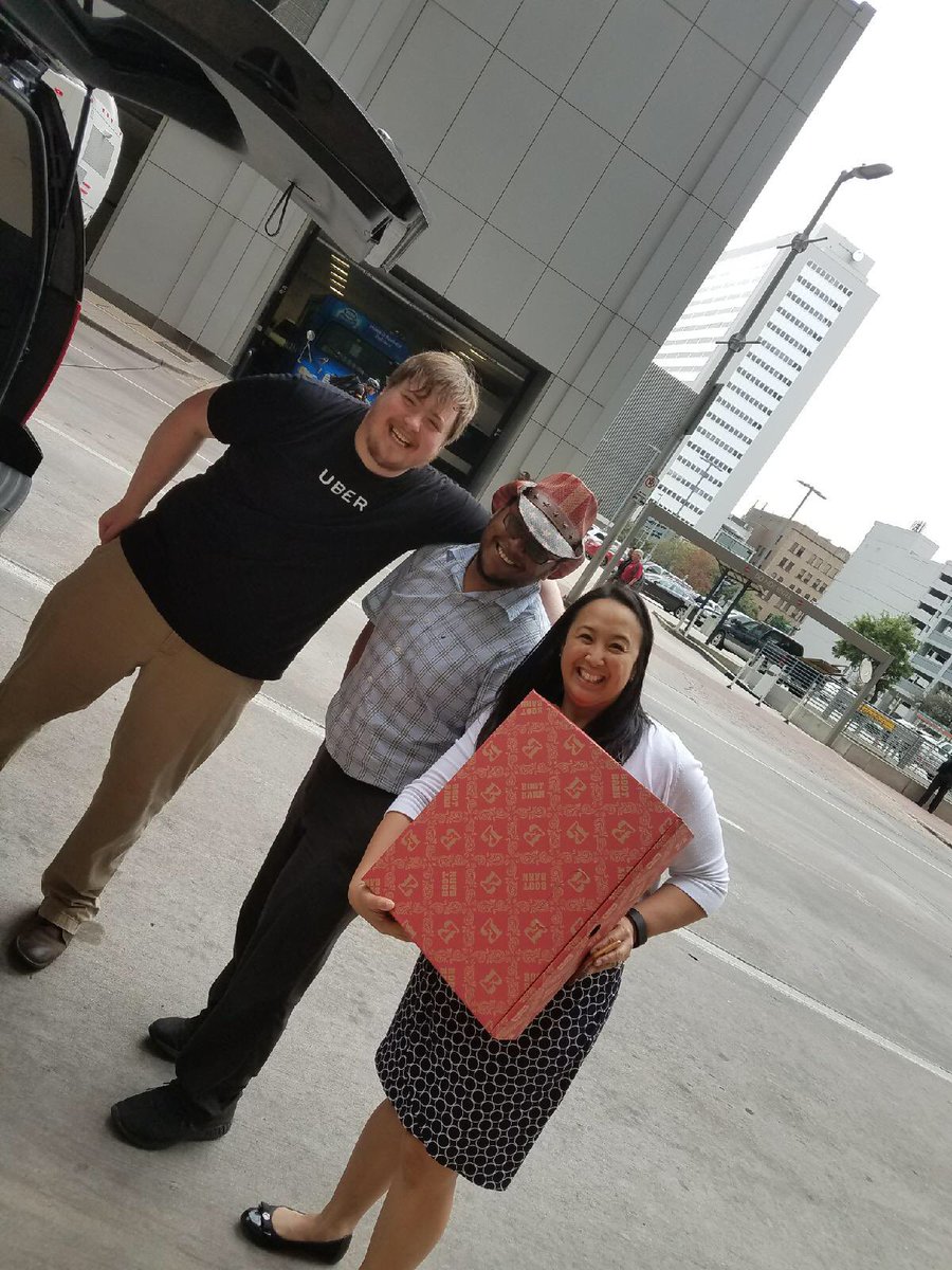 jteoamn's tweet photo. Thanks @Uber_Houston and @bootbarn for my free boots!!! https://t.co/NAKRJdff0B