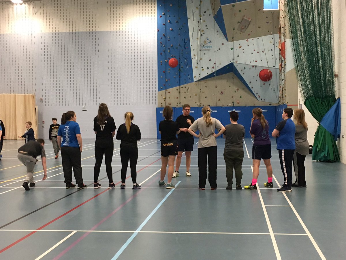 wistastonlcc's tweet photo. Great turn out for tonight's Ladies/Girls training session at @SCheshireColl 🏏 Looking for beginners and seasoned players to join us! https://t.co/Wtg68DyBFR