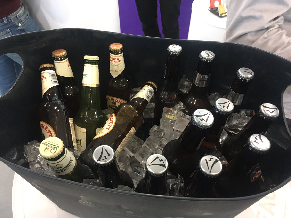 p_agnew's tweet photo. Are you at @InsightShow. Come to the Brandwatch stand. We have free beer. #Insight17 #MWL2017 https://t.co/si2qa8YaAV
