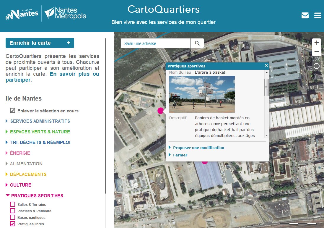 cartocite's tweet photo. Essayez la V2 de #CartoQuartiers sur https://t.co/NmHOmwZG2e : rubriques et infobulles + claires, ajout de photos et contribution facilitée https://t.co/Nk7QuuEoTO