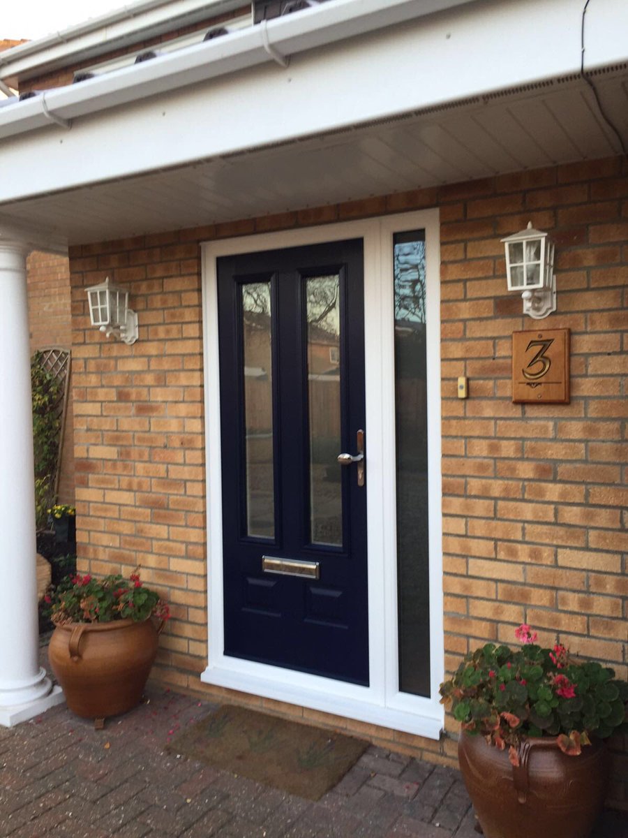 custom_choice's tweet photo. At #customchoice we are proud installers of @SolidorLtd choose from a wide range to suit your property! https://t.co/fRALcIvqDu