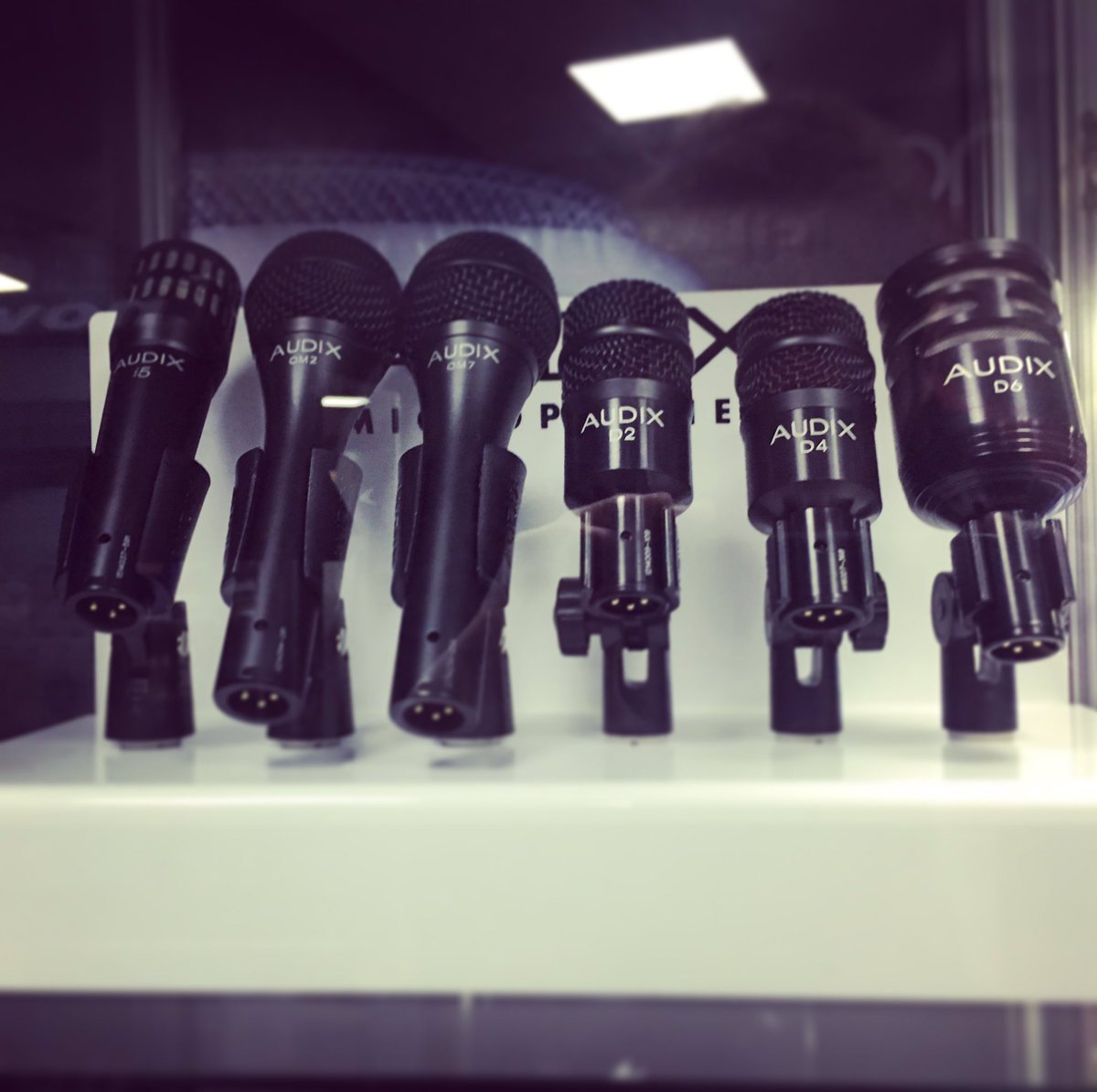 sound_serviceuk's tweet photo. Oh wow - @audixmics have landed at @pmtbristol! ππ€π»π€
#livemics #microphones #mics #dynamicmics #livesound #stagesound #drummics https://t.co/jQWhgxKZLE
