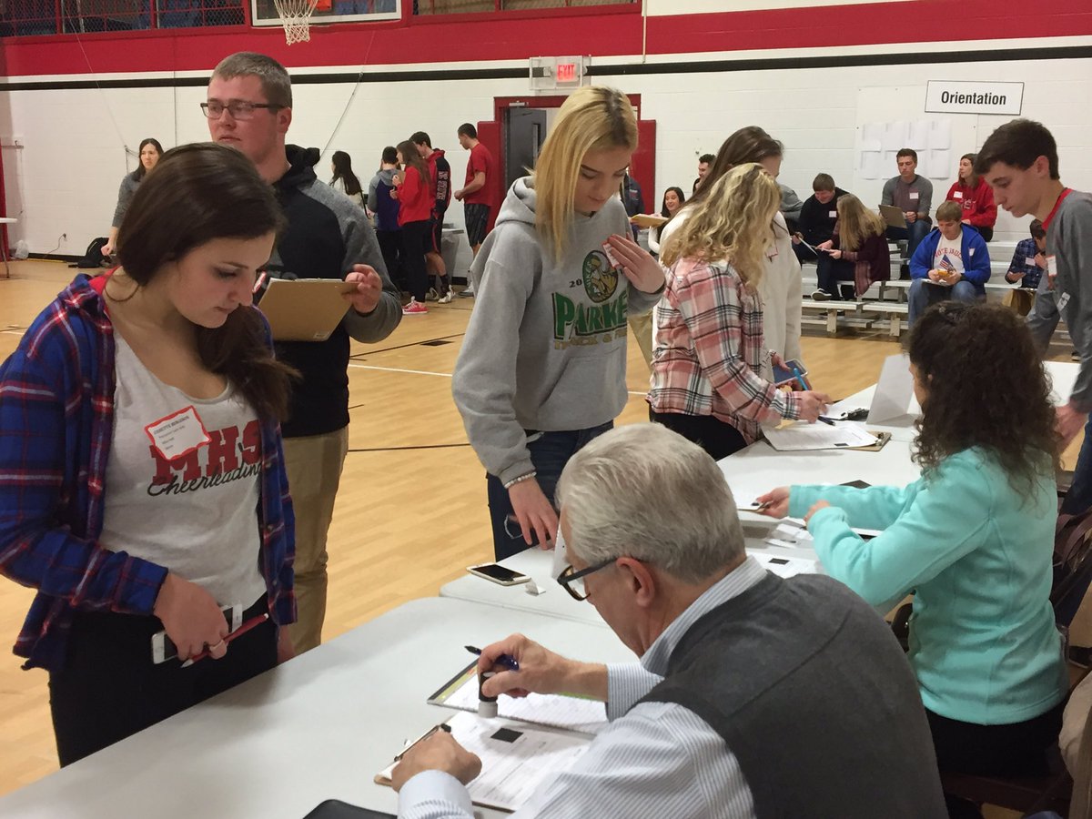 SuperinTIMdent's tweet image. Reality Check today @SchDistofMilton @MiltonHSJobs at MHS...#hellorealworld #SDMTalent!