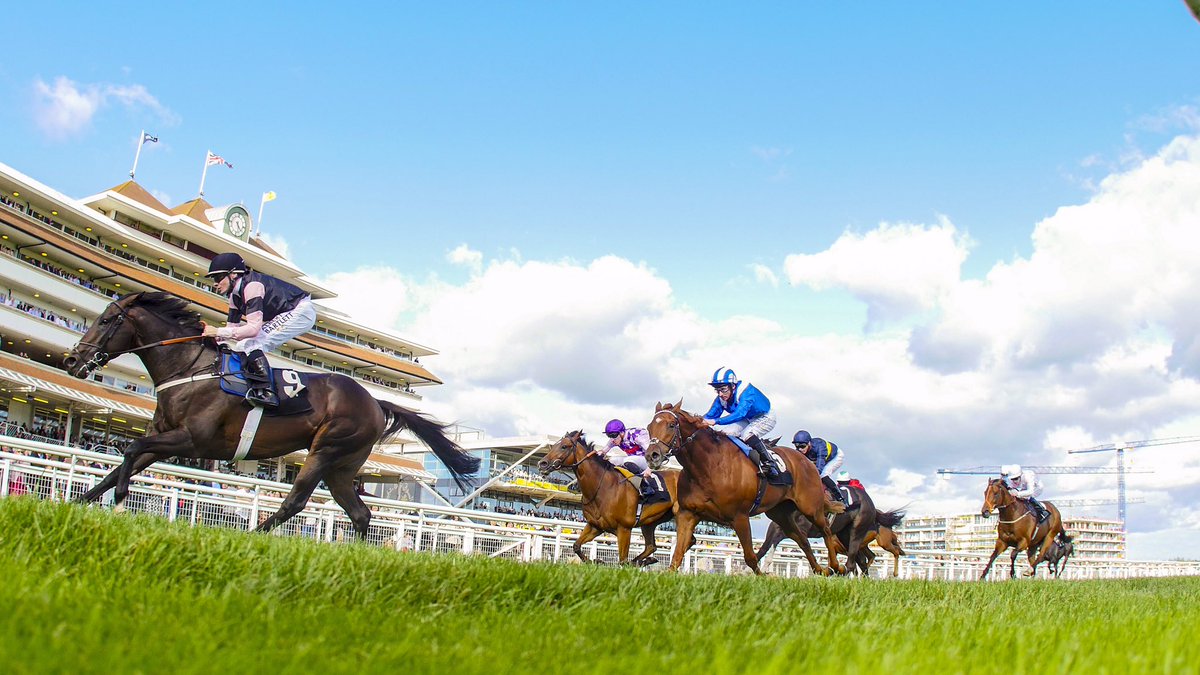 meaderacing's tweet photo. #Aclaim winning the @DDFRacing Stakes @NewburyRacing under @JPSPENCER1980 #tbt #ThrowbackThursday #canningdowns @FARRINGTON_D https://t.co/GoZp1Jwv7H