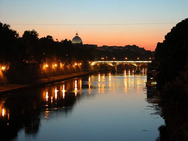 PierLuigi1004's tweet photo. #Roma #BuongiornoRoma https://t.co/3NWWdYdCzF