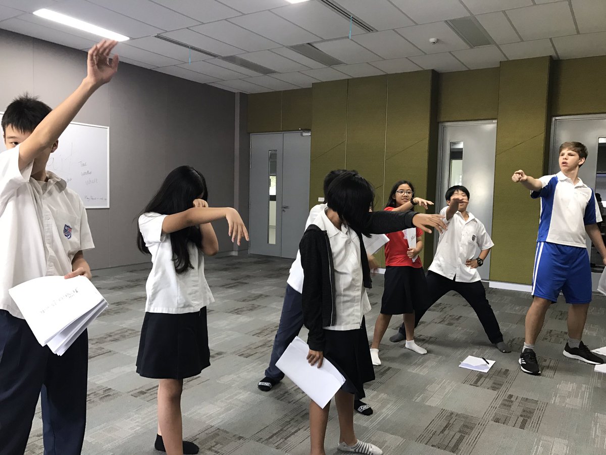 Standrewst107's tweet photo. #BareNecessities #rehearsals 🤗 https://t.co/CbyPruJlK3