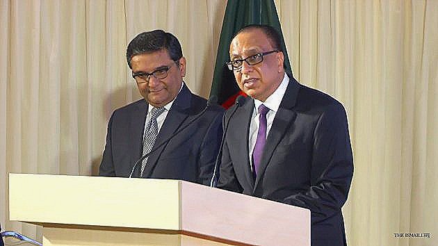 IsmailiInfo's tweet photo. .@TheIsmaili
.@AKDN Rep. Munir Merali and Ismaili Council President Ajanee applaud the accomplished architects of Bangladesh #AKAA2016 https://t.co/N3G1zUVV81